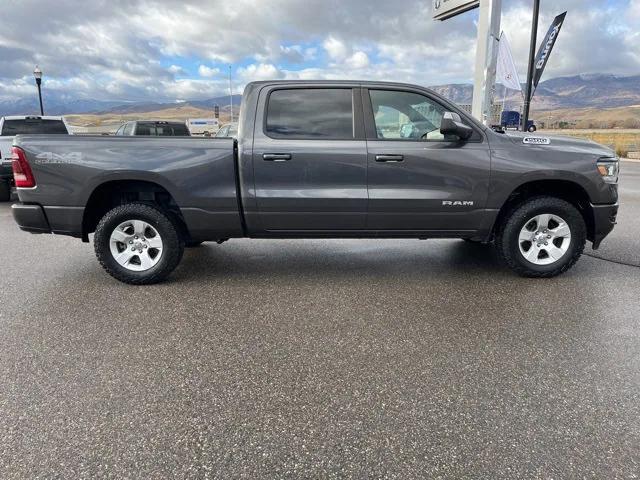 2020 RAM 1500 Big Horn Crew Cab 4x4 64 Box