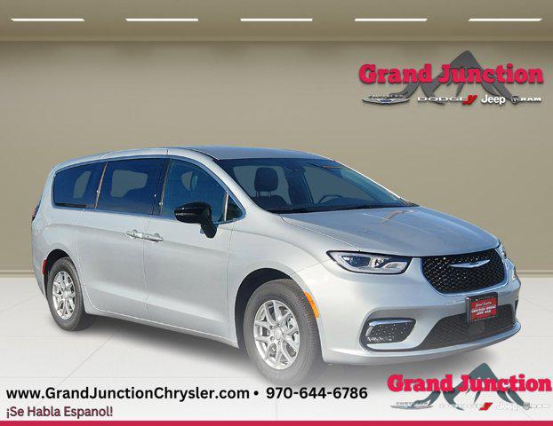 2026 Chrysler Pacifica Select for sale in Grand Junction, CO