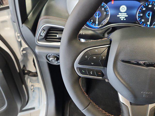 2026 Chrysler Pacifica Pinnacle AWD