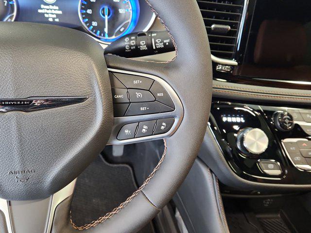 2026 Chrysler Pacifica Pinnacle AWD