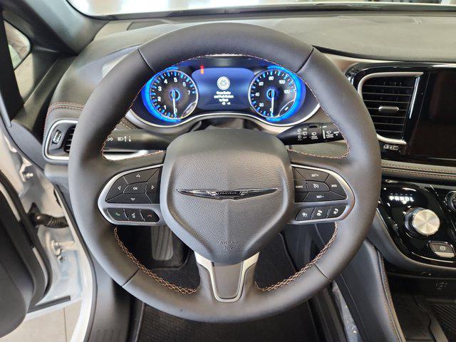 2026 Chrysler Pacifica Pinnacle AWD