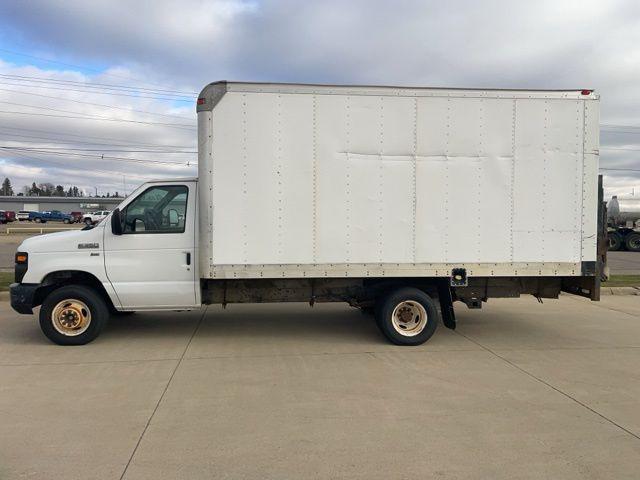 2012 Ford E-350 Cutaway Base