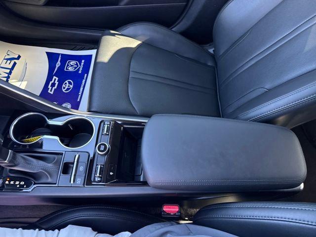 2023 Kia K5 EX