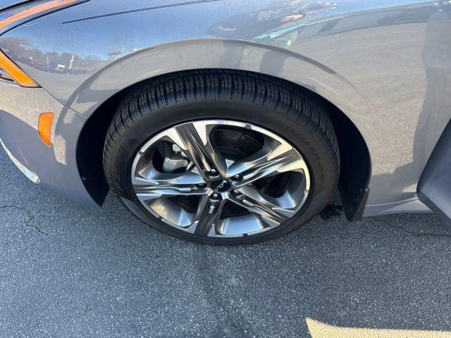 2023 Kia K5 EX