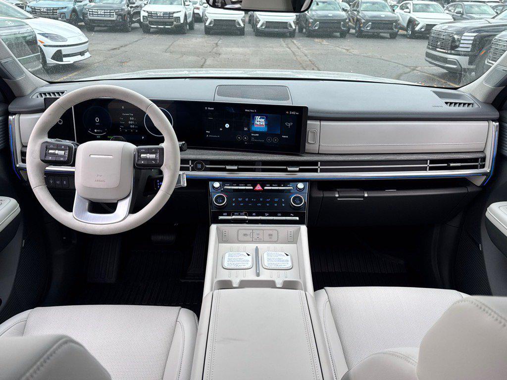 2026 Hyundai Santa Fe Limited - Photo 6