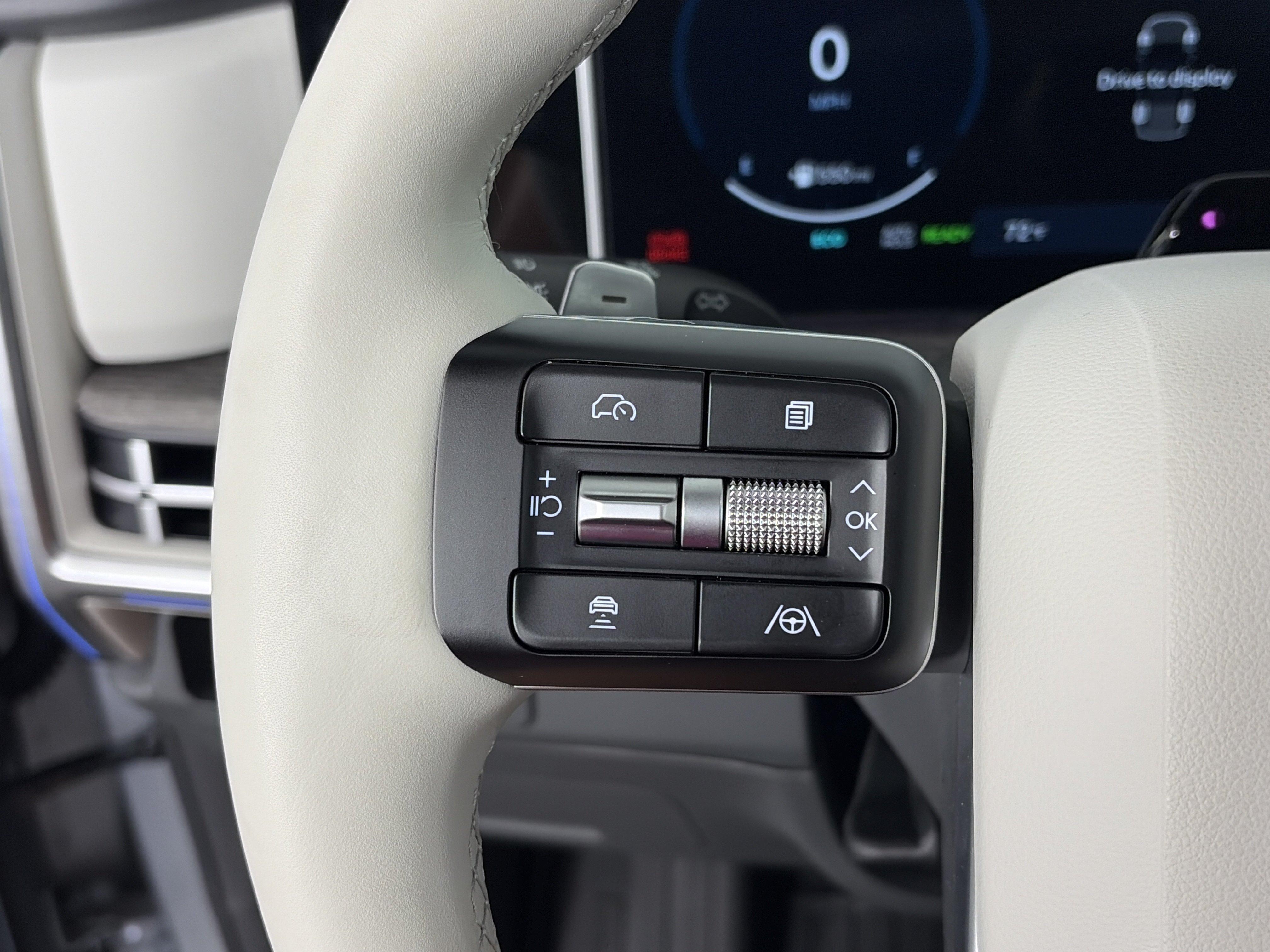 2026 Hyundai Santa Fe Limited - Photo 32