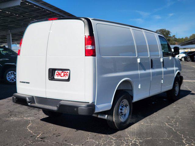2025 Chevrolet Express Cargo Van RWD 2500 Regular Wheelbase WT