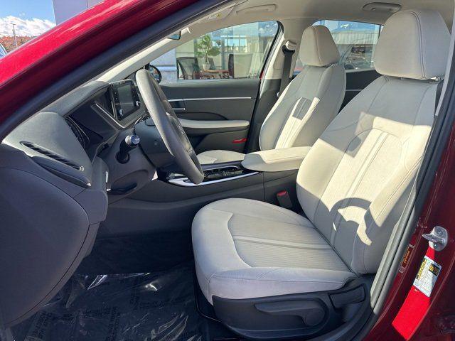 2023 Hyundai Sonata SE