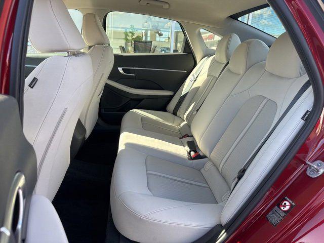 2023 Hyundai Sonata SE