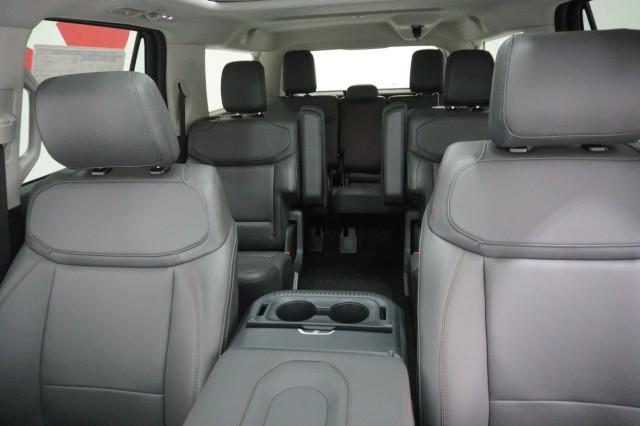 2025 Ford Expedition Active MAX