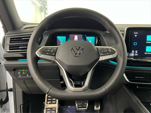 2026 Volkswagen Atlas Cross Sport SEL R-Line Black