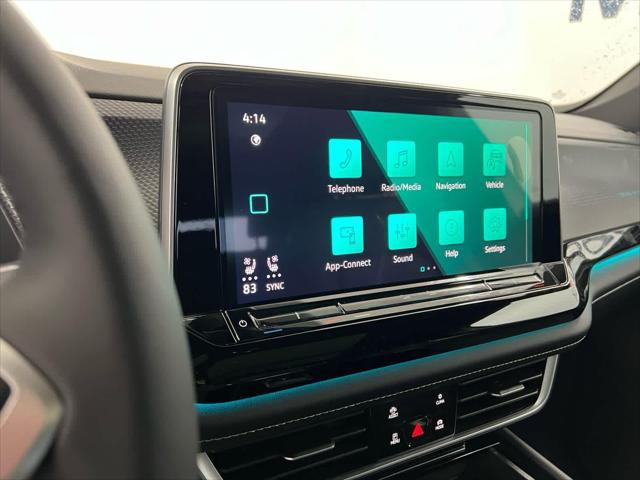 2026 Volkswagen Atlas Cross Sport SEL R-Line Black