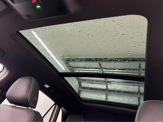 2026 Volkswagen Atlas Cross Sport SEL R-Line Black