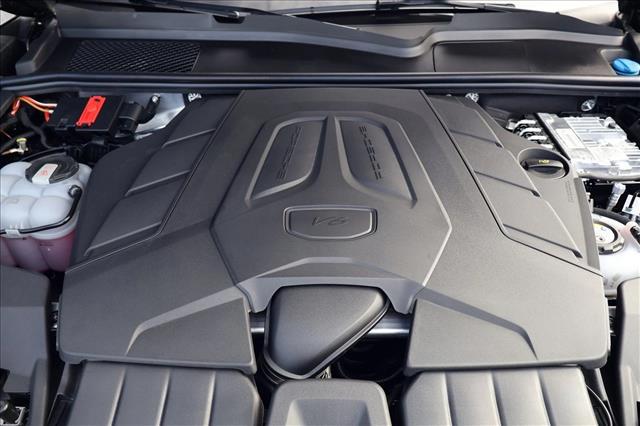 2026 Porsche Cayenne S E-Hybrid
