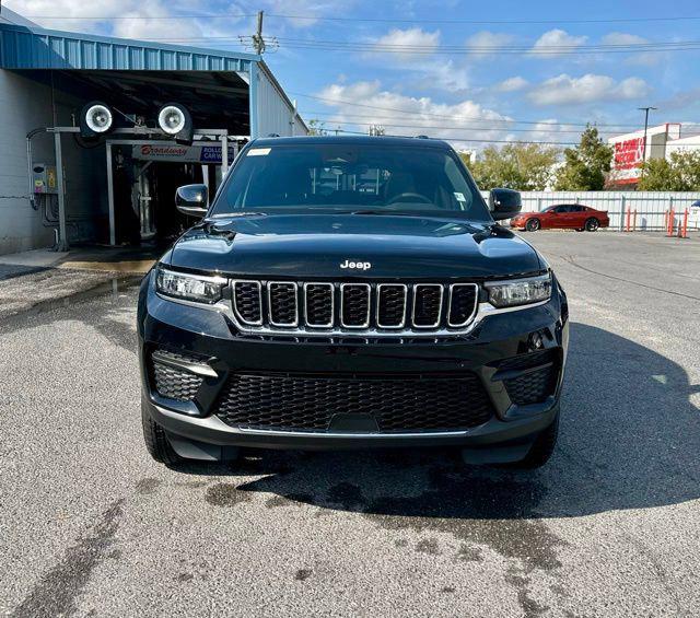 2025 Jeep Grand Cherokee GRAND CHEROKEE LAREDO X 4X2 2025 Jeep Grand Cherokee GRAND CHEROKEE LAREDO X 4X2