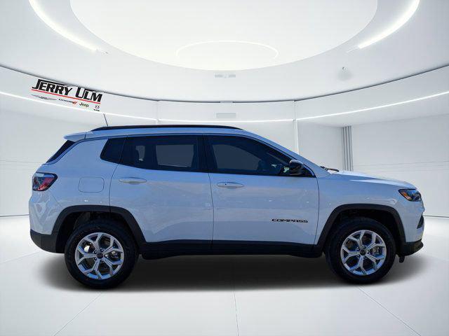2026 Jeep Compass COMPASS LATITUDE 4X4