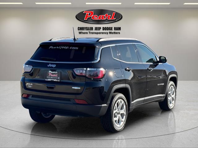 2026 Jeep Compass COMPASS LATITUDE 4X4