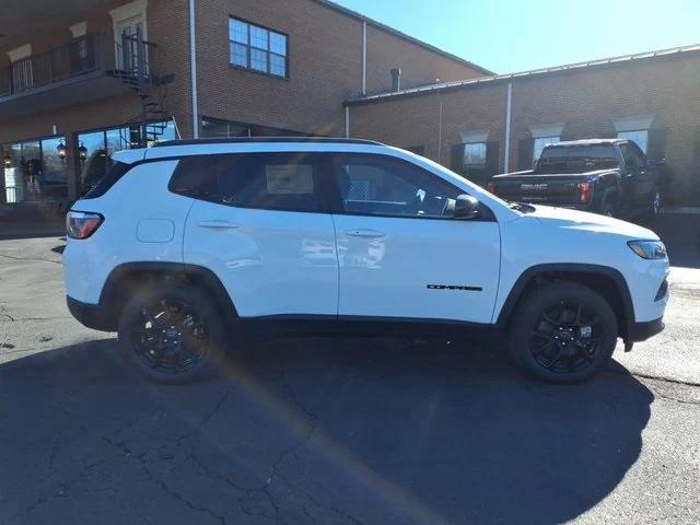 2026 Jeep Compass COMPASS LATITUDE ALTITUDE 4X4 2026 Jeep Compass COMPASS LATITUDE ALTITUDE 4X4