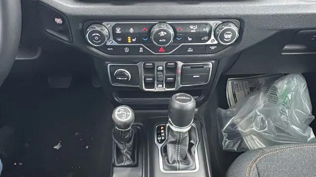 2026 Jeep Gladiator Sport S