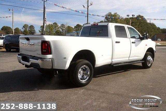 2026 Ram 3500 Tradesman Crew Cab 4x4 8' Box