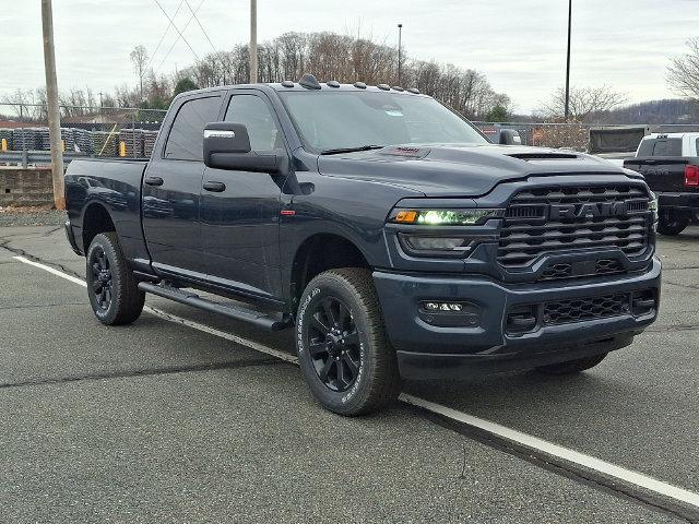 2026 RAM Ram 2500 RAM 2500 BLACK EXPRESS CREW CAB 4X4 64 BOX 2026 RAM Ram 2500 RAM 2500 BLACK EXPRESS CREW CAB 4X4 64 BOX