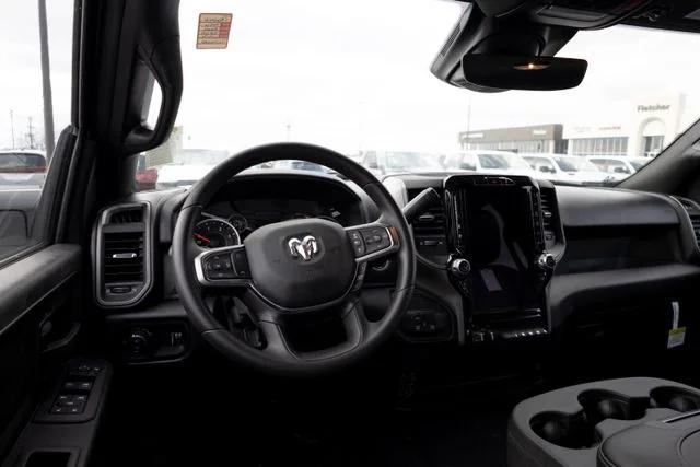 2026 RAM Ram 2500 RAM 2500 TRADESMAN CREW CAB 4X4 64 BOX