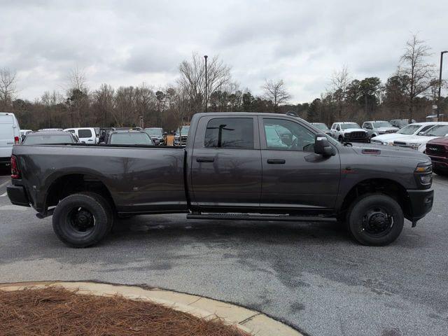 2026 RAM Ram 3500 RAM 3500 TRADESMAN CREW CAB 4X4 8 BOX