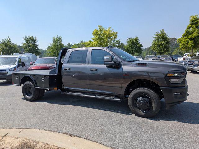 2026 RAM Ram 3500 RAM 3500 TRADESMAN CREW CAB 4X4 8 BOX
