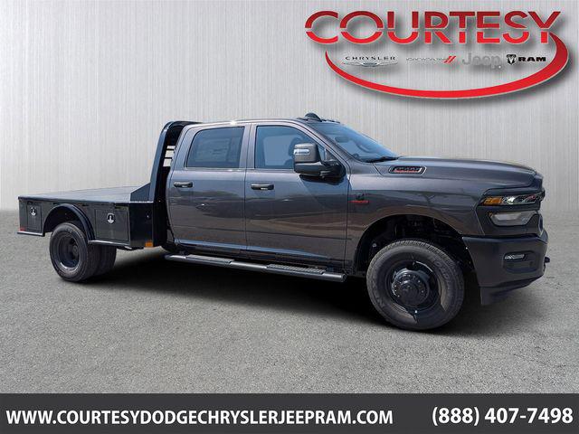 2026 RAM Ram 3500 RAM 3500 TRADESMAN CREW CAB 4X4 8 BOX