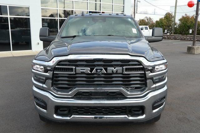 2026 RAM Ram 3500 RAM 3500 TRADESMAN CREW CAB 4X4 8 BOX