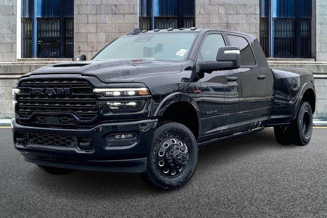 2026 RAM Ram 3500 RAM 3500 LIMITED MEGA CAB 4X4 64 BOX