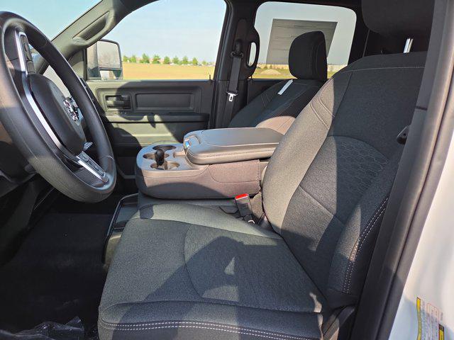 2026 RAM Ram 2500 RAM 2500 TRADESMAN CREW CAB 4X4 64 BOX