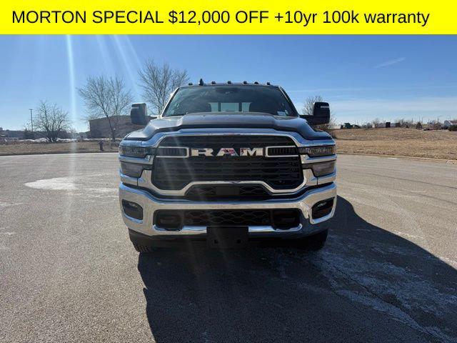 2026 RAM Ram 3500 RAM 3500 TRADESMAN CREW CAB 4X4 8 BOX