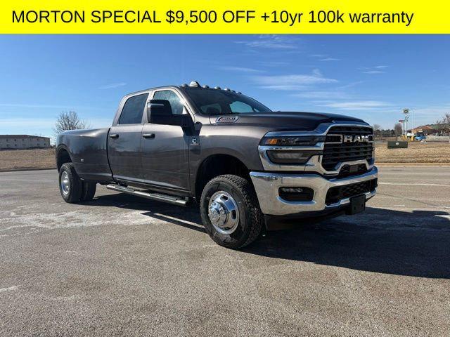 2026 RAM Ram 3500 RAM 3500 TRADESMAN CREW CAB 4X4 8 BOX