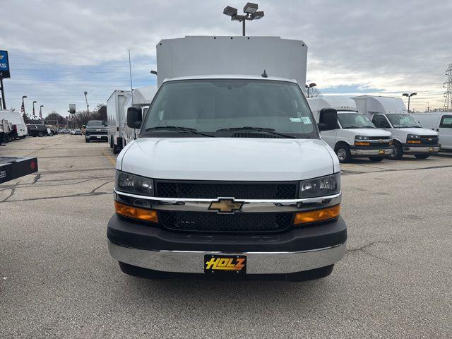 2025 Chevrolet Express Cutaway Work Van