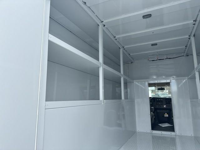 2025 Chevrolet Express Cutaway Work Van