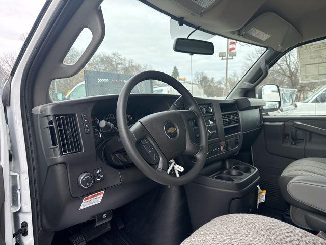 2025 Chevrolet Express Cutaway Work Van