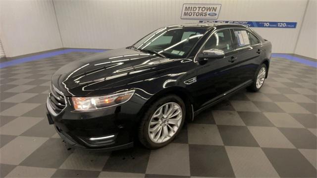 2019 Ford Taurus Limited