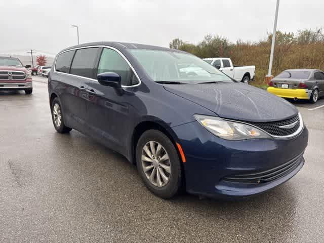 2017 Chrysler Pacifica Touring 2017 Chrysler Pacifica Touring