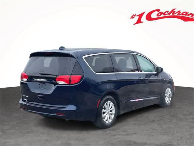 2017 Chrysler Pacifica Touring 2017 Chrysler Pacifica Touring