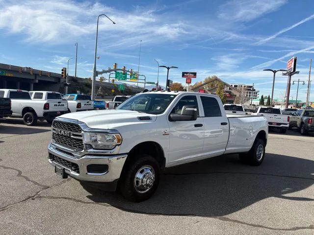 2024 RAM 3500 Tradesman Crew Cab 4x4 8 Box 2024 RAM 3500 Tradesman Crew Cab 4x4 8 Box