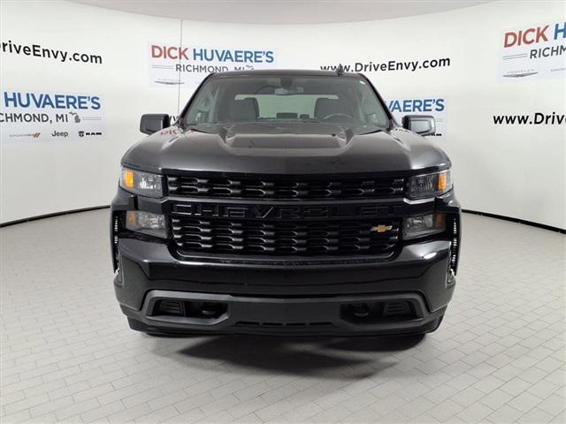 2020 Chevrolet Silverado 1500 4WD Crew Cab Short Bed Custom