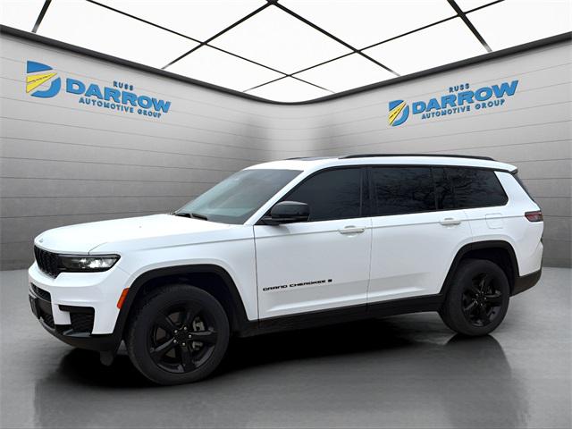 2022 Jeep Grand Cherokee L Altitude 4x4 2022 Jeep Grand Cherokee L Altitude 4x4
