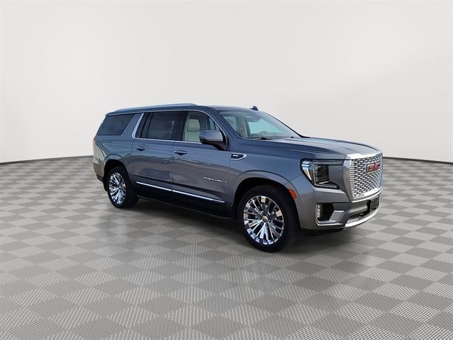 2022 GMC Yukon XL 4WD Denali 2022 GMC Yukon XL 4WD Denali
