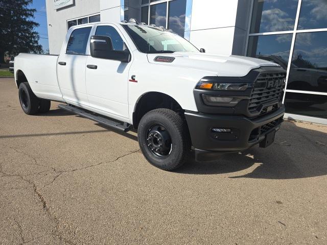 2026 RAM Ram 3500 RAM 3500 TRADESMAN CREW CAB 4X4 8 BOX 2026 RAM Ram 3500 RAM 3500 TRADESMAN CREW CAB 4X4 8 BOX