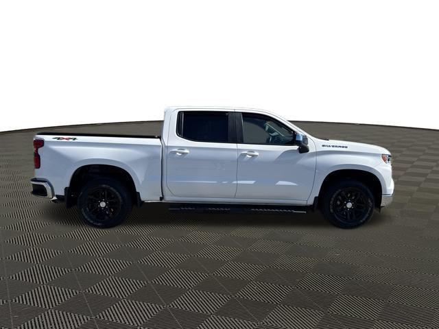 2022 Chevrolet Silverado 1500 4WD Crew Cab Short Bed LT with 2FL