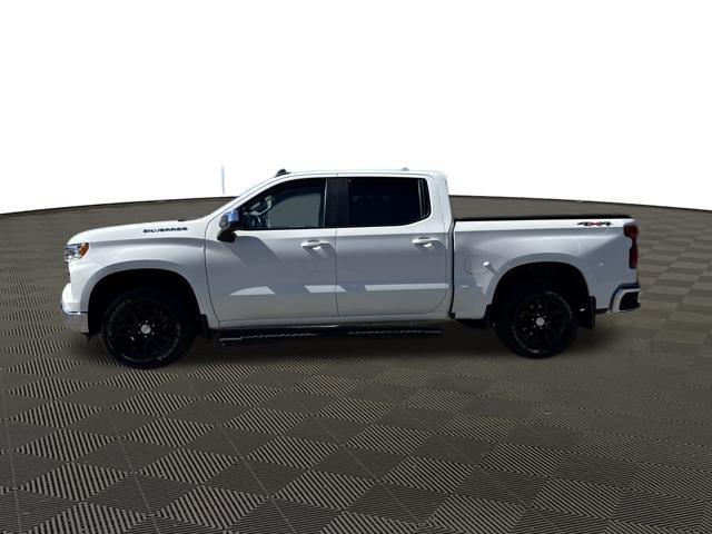 2022 Chevrolet Silverado 1500 4WD Crew Cab Short Bed LT with 2FL