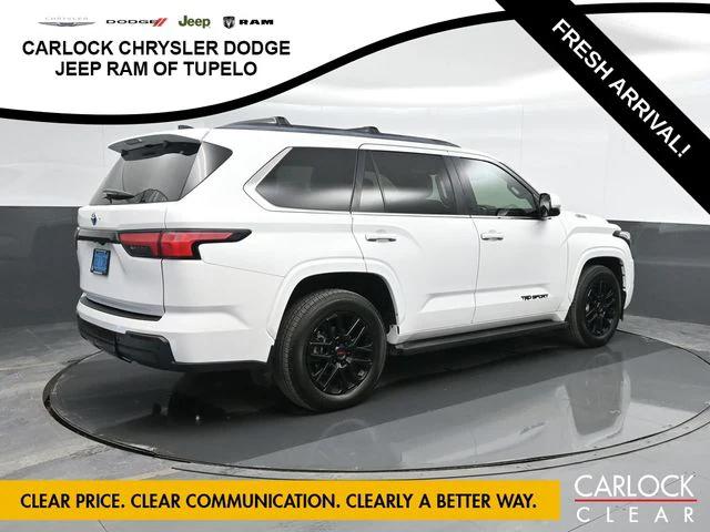 2024 Toyota Sequoia SR5 2024 Toyota Sequoia SR5