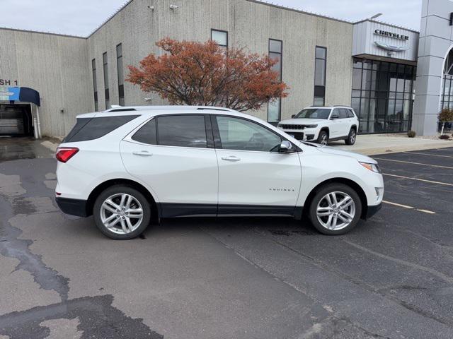 2020 Chevrolet Equinox AWD Premier 2.0L Turbo 2020 Chevrolet Equinox AWD Premier 2.0L Turbo