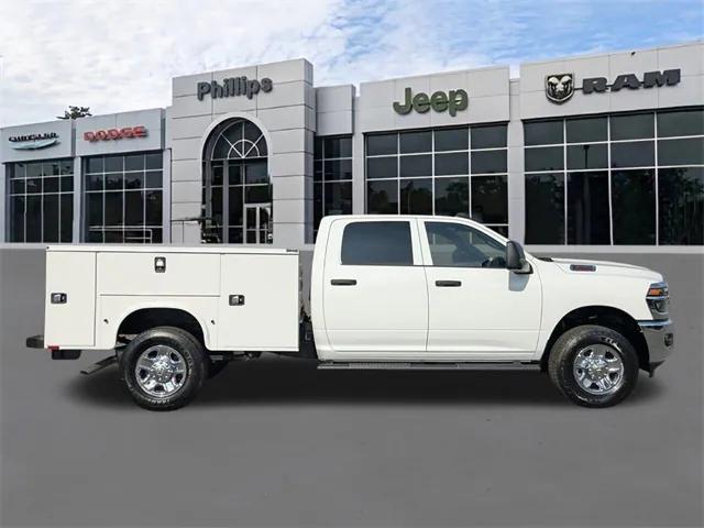 2026 RAM Ram 3500 RAM 3500 TRADESMAN CREW CAB 4X4 8 BOX